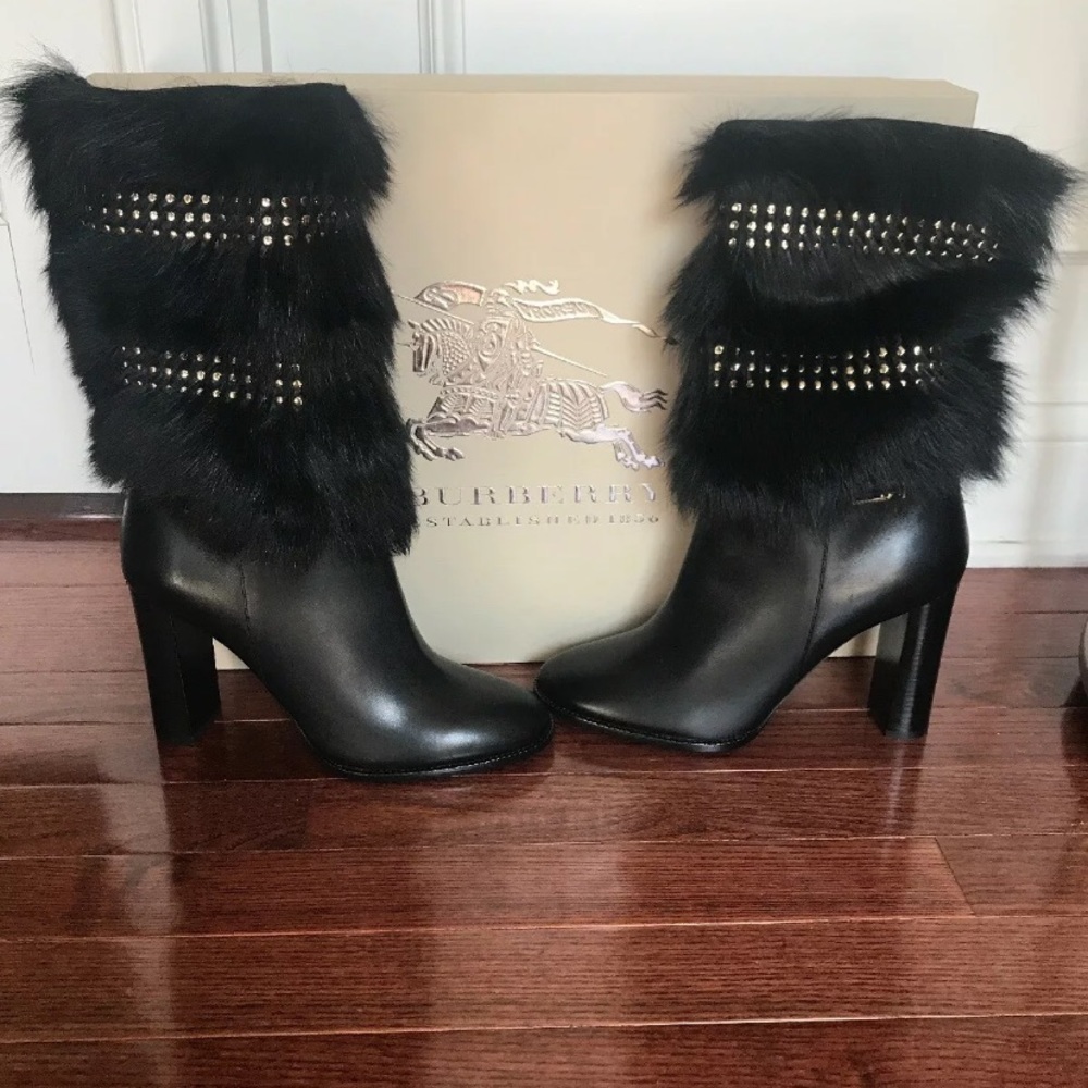 Burberry Marlington Studded Leather Mink Boots38.5